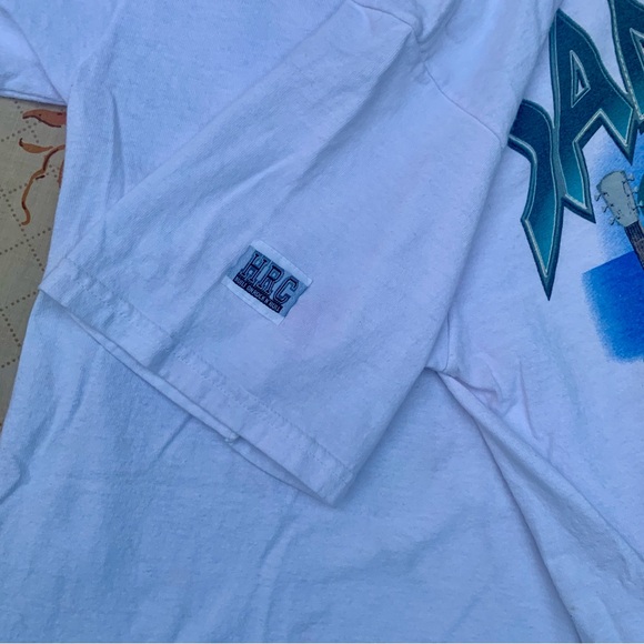 🎸Hard Rock Cafe San Diego CA 🏝️ Guitars in Paradise 🏝️ Vintage Graphic Tee 🎸 - Picture 11 of 12